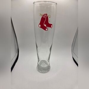 SOUVENIR MILLER BEER & CHICAGO RED SOCKS BASEBALL DRINKING GLASS  2017 16 0Z.